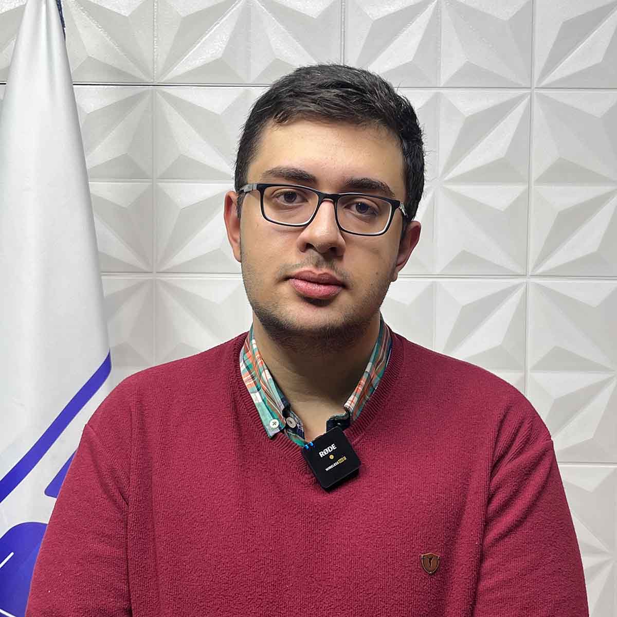 مصاحبه با محمدرضا ساعی دانش آموز پایه دوازدهم از شهر تبریز اپکس آنلاین